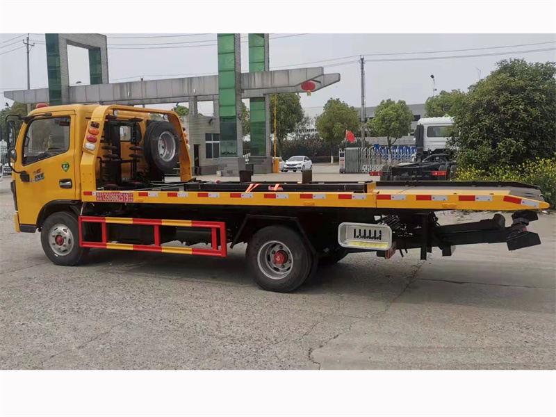 国六蓝牌东风多利卡清障车