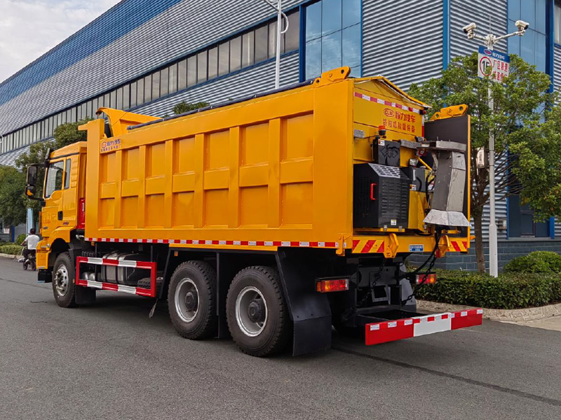 陕汽除雪车
